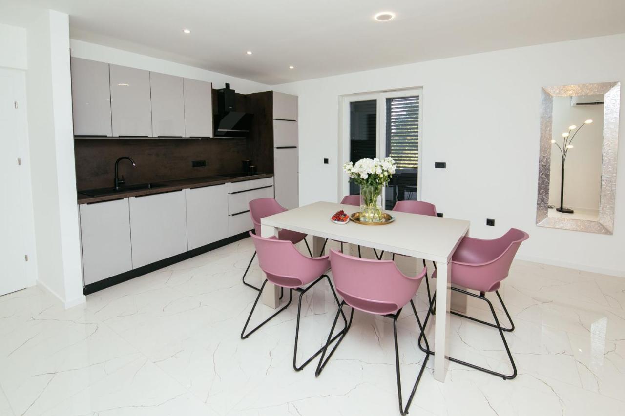 Didixi Apartments Pakoštane 外观 照片